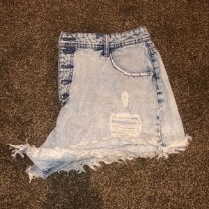 JEAN HIGH WAISTED SHORTS